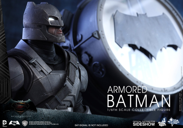 batman-v-superman-armored-batman-sixth-scale-hot-toys-902645-08