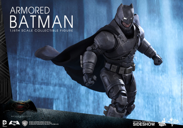 batman-v-superman-armored-batman-sixth-scale-hot-toys-902645-10