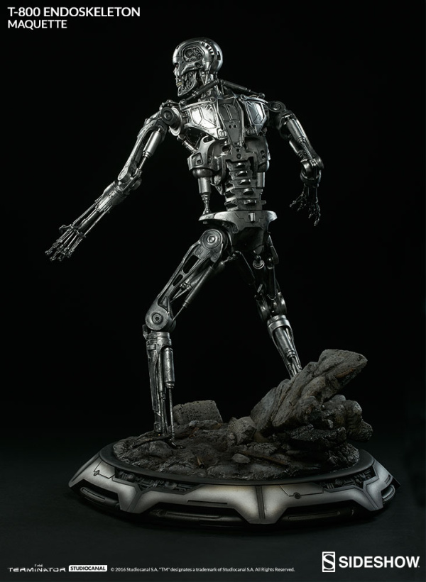 the-terminator-t-800-maquette-300157-10