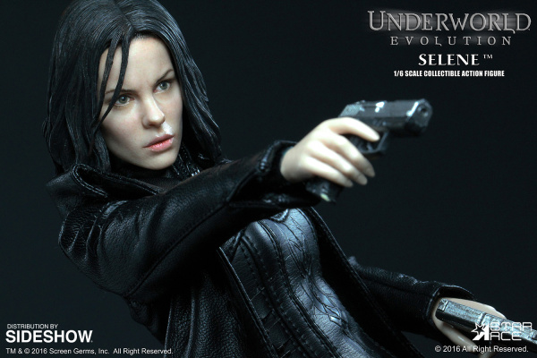 underworld-evolution-selene-sixth-scale-902724-02